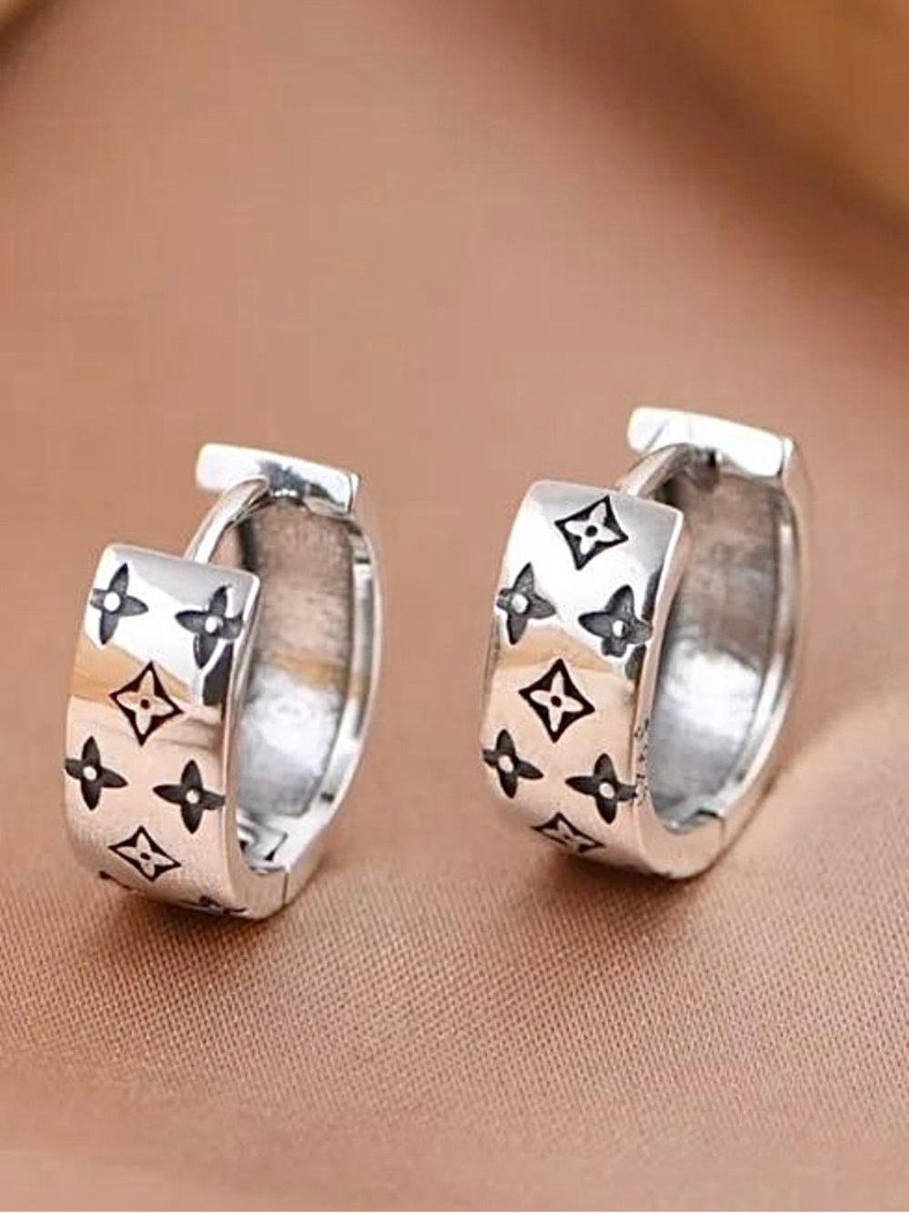 Sterling Silver Plated Silver Huggie Hoop Earrings Minimalist